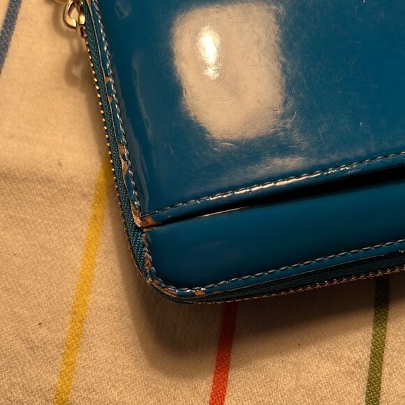 Kate Spade Patent Wallet - Picture 6 of 12